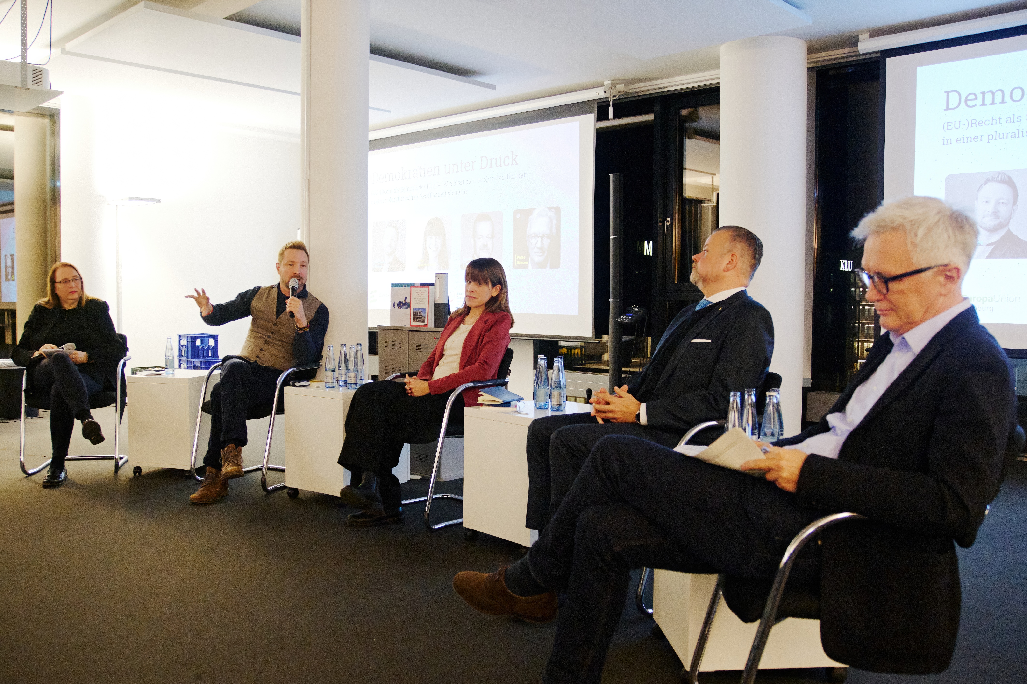 Rückblick: Podiumsdiskussion zu Rechtsstaatlichkeit in der EU