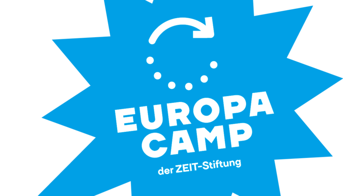 EuropaCamp der ZEIT-Stiftung  - Das EuropaCamp ist eine Kooperation der ZEIT-Stiftung Ebelin und Gerd Bucerius, arte und Kampnagel. 